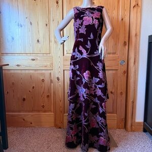 Tahari Velvet Burnout Maxi Dress Size 4 Tiered Gown Cocktail Party Event Elegant